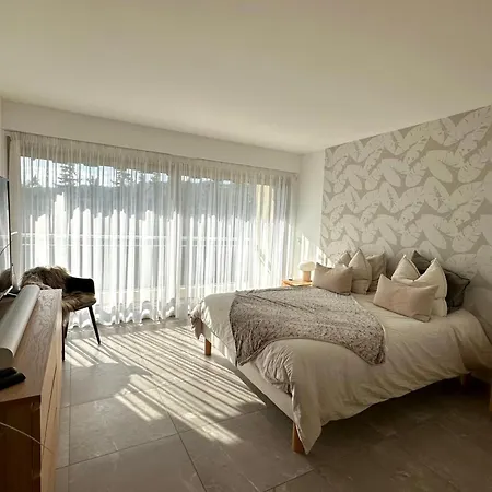 Marina View Terrace & Pool شقة