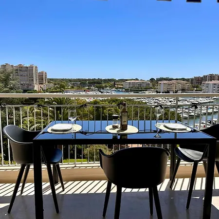 Marina View Terrace & Pool * ماندوليو لا نابول